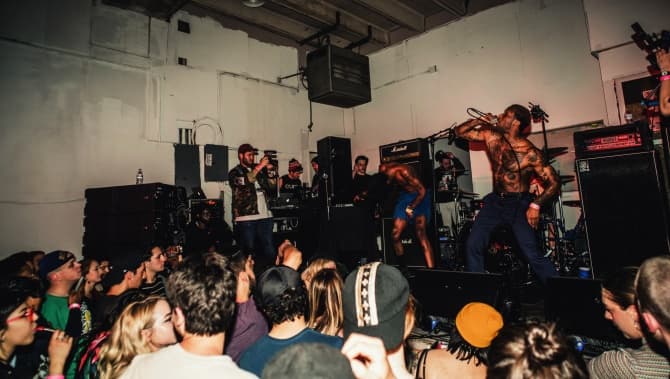 Photo of set Ho99o9.