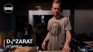 Photo of set Kaan Düzarat.