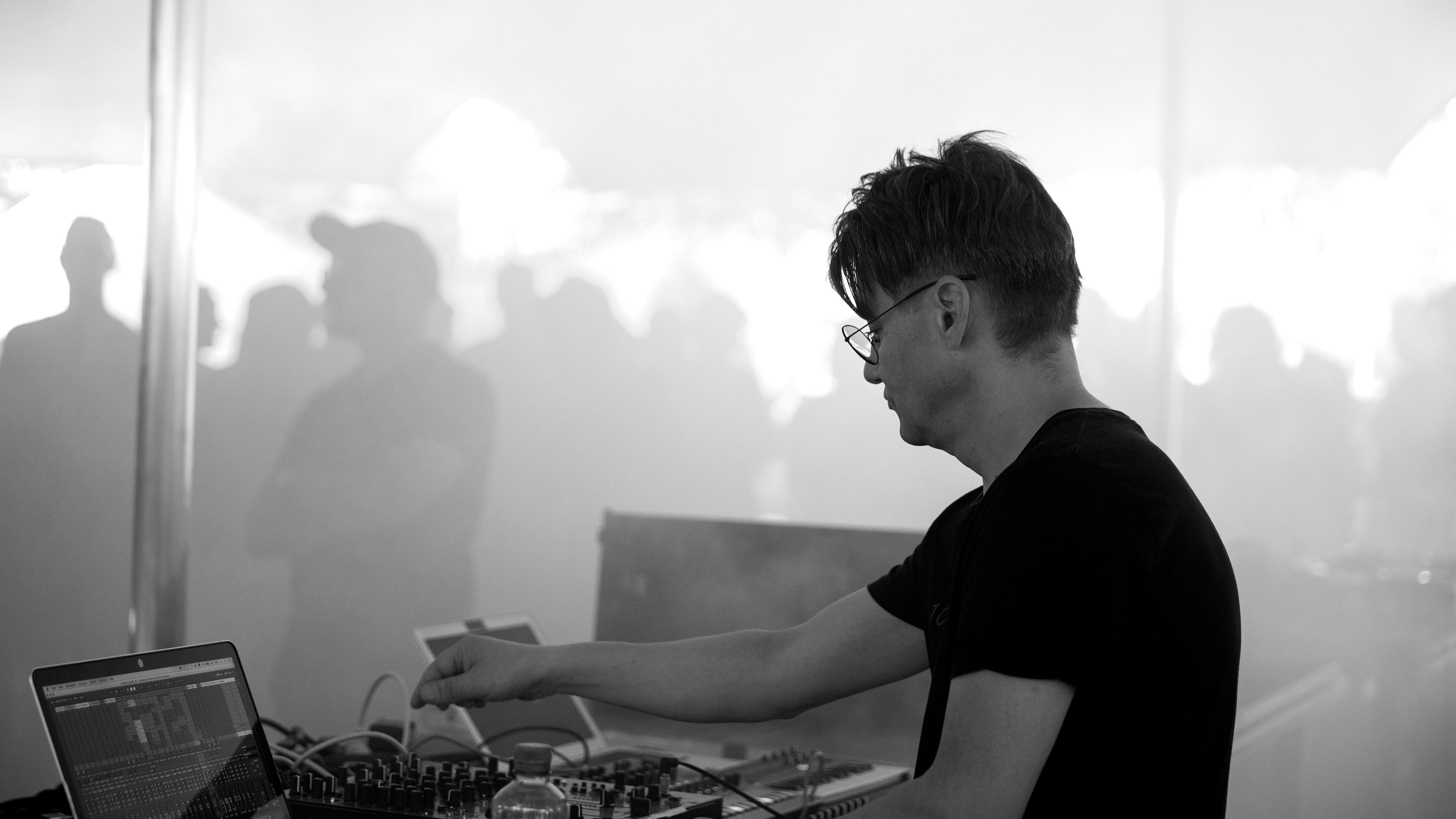 Photo of set Byetone.