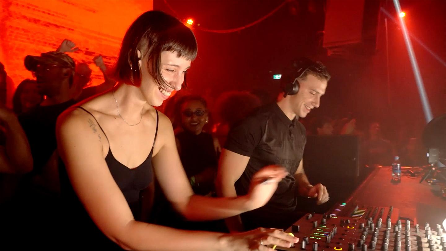 Photo of set AEREA (Live).