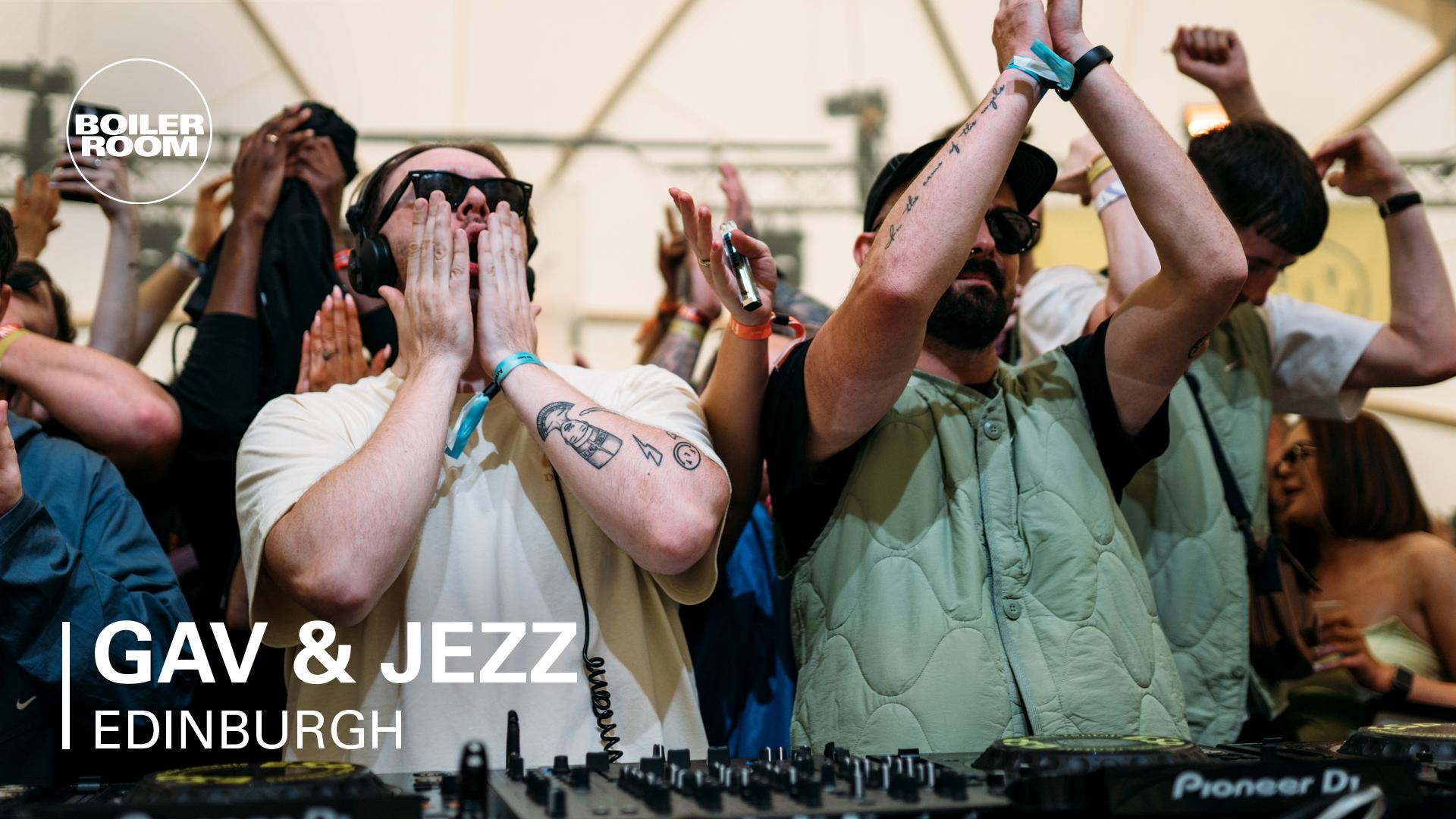 Photo of set Gav & Jezz.