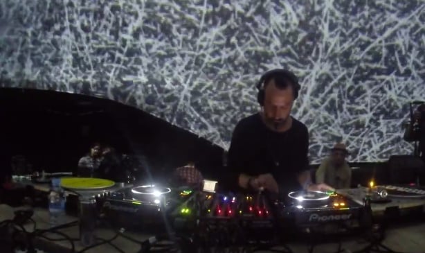 Photo of set DJ Fra.