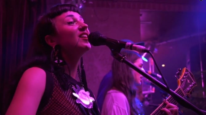 Photo of set Hiatus Kaiyote.