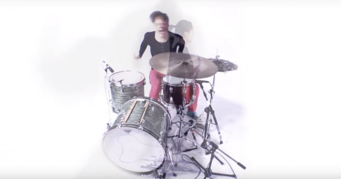 Photo of set In Stereo: Deerhoof - Exit Only.