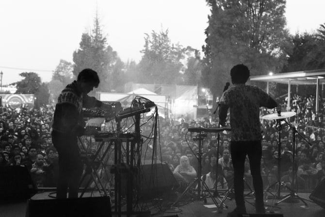 Photo of set Mitú.