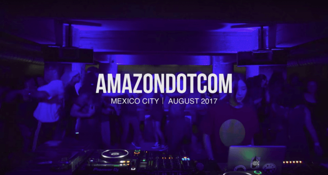 Photo of set Amazondotcom.