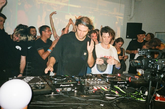 Photo of set Will Martin b2b John Barera.