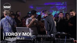 Photo of set Toro y Moi 55 Min Mix.