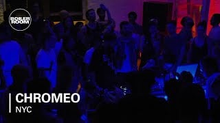 Photo of set Chromeo.