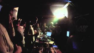 Photo of set Voyeur 45 Min Mix.