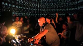 Photo of set Robert Hood 75 Min Mix.