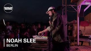 Photo of set Noah Slee.