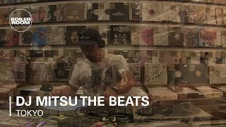 Photo of set DJ Mitsu the Beats.
