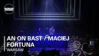 Photo of set An On Bast / Maciej Fortuna.