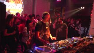 Photo of set DJ T.