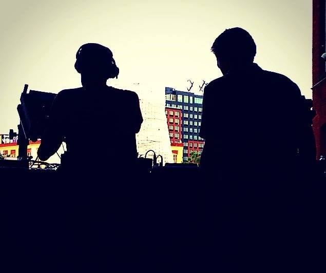 Photo of set a/jus/ted.