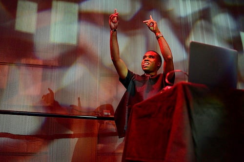 Photo of set Lunice.