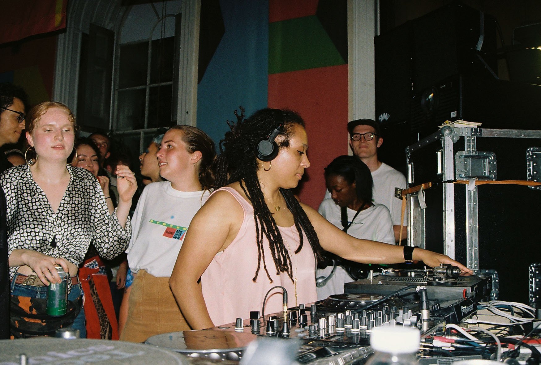 Photo of set DJ Flight.