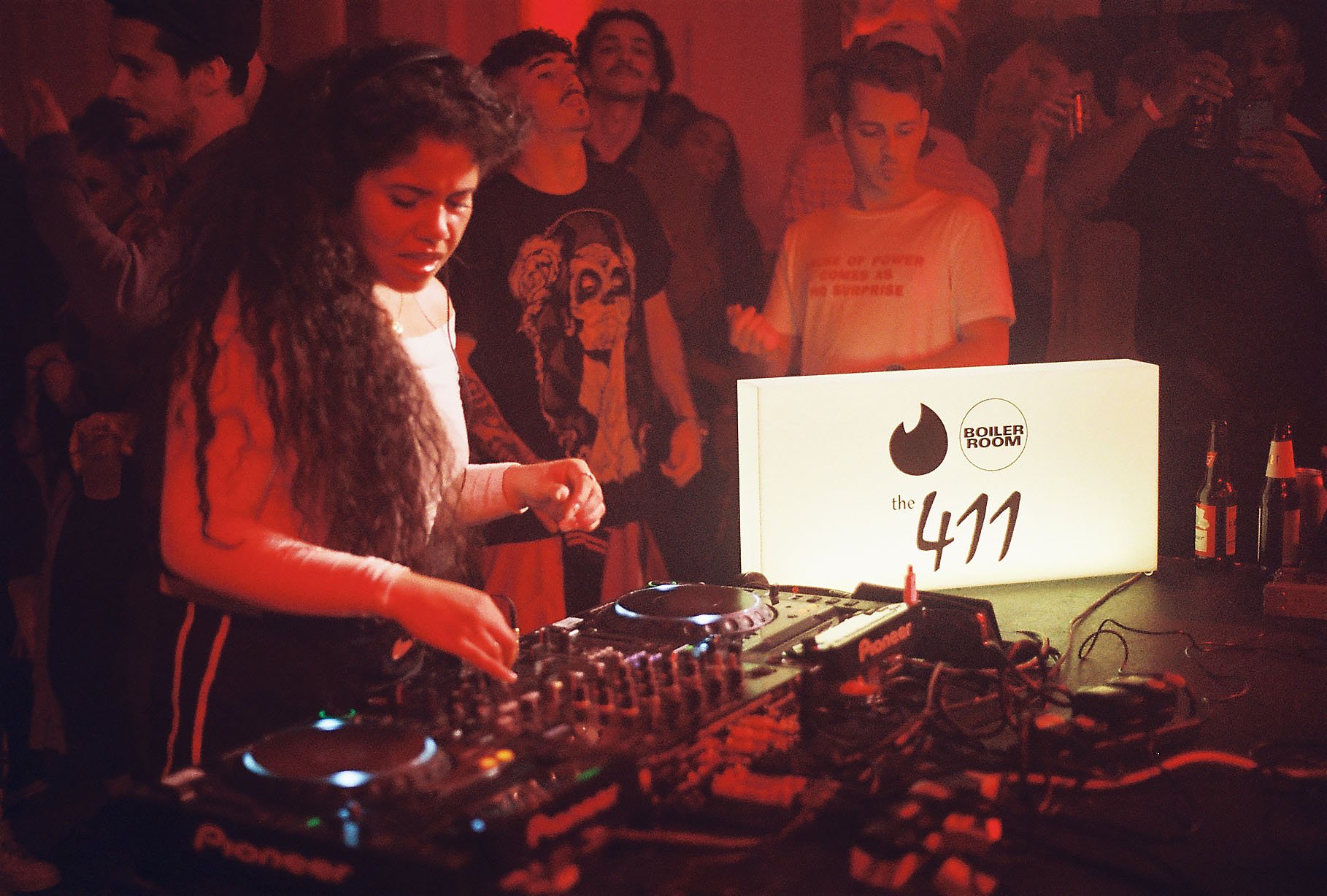 Photo of set Aisha Zoe.