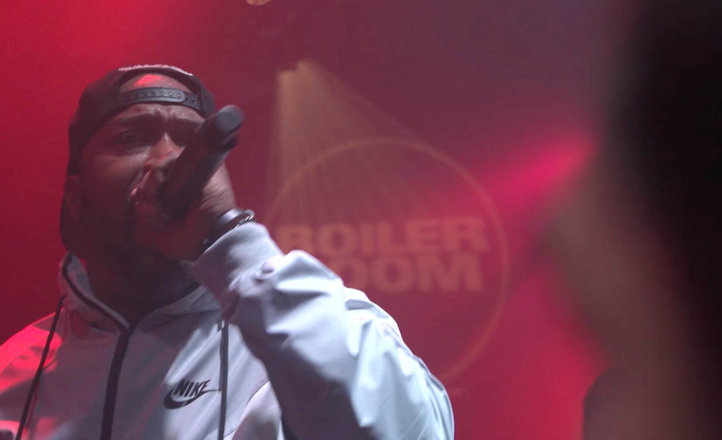 Photo of set Bun B.