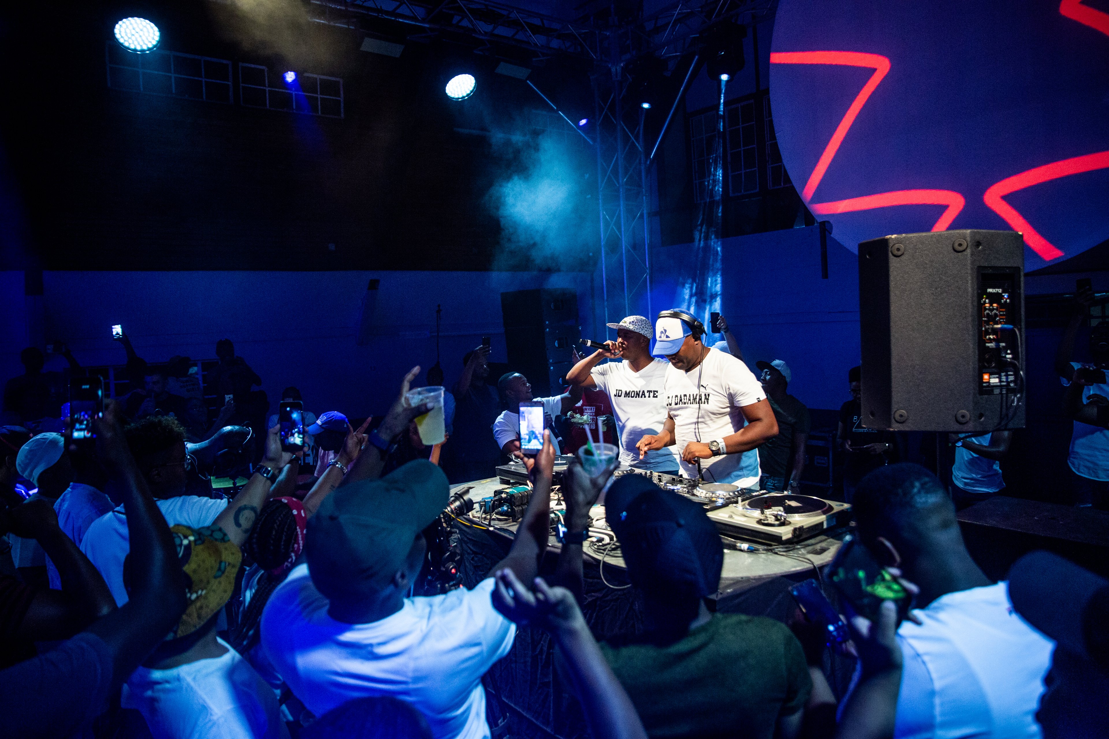 Photo of set JD Monate & Mapentane.