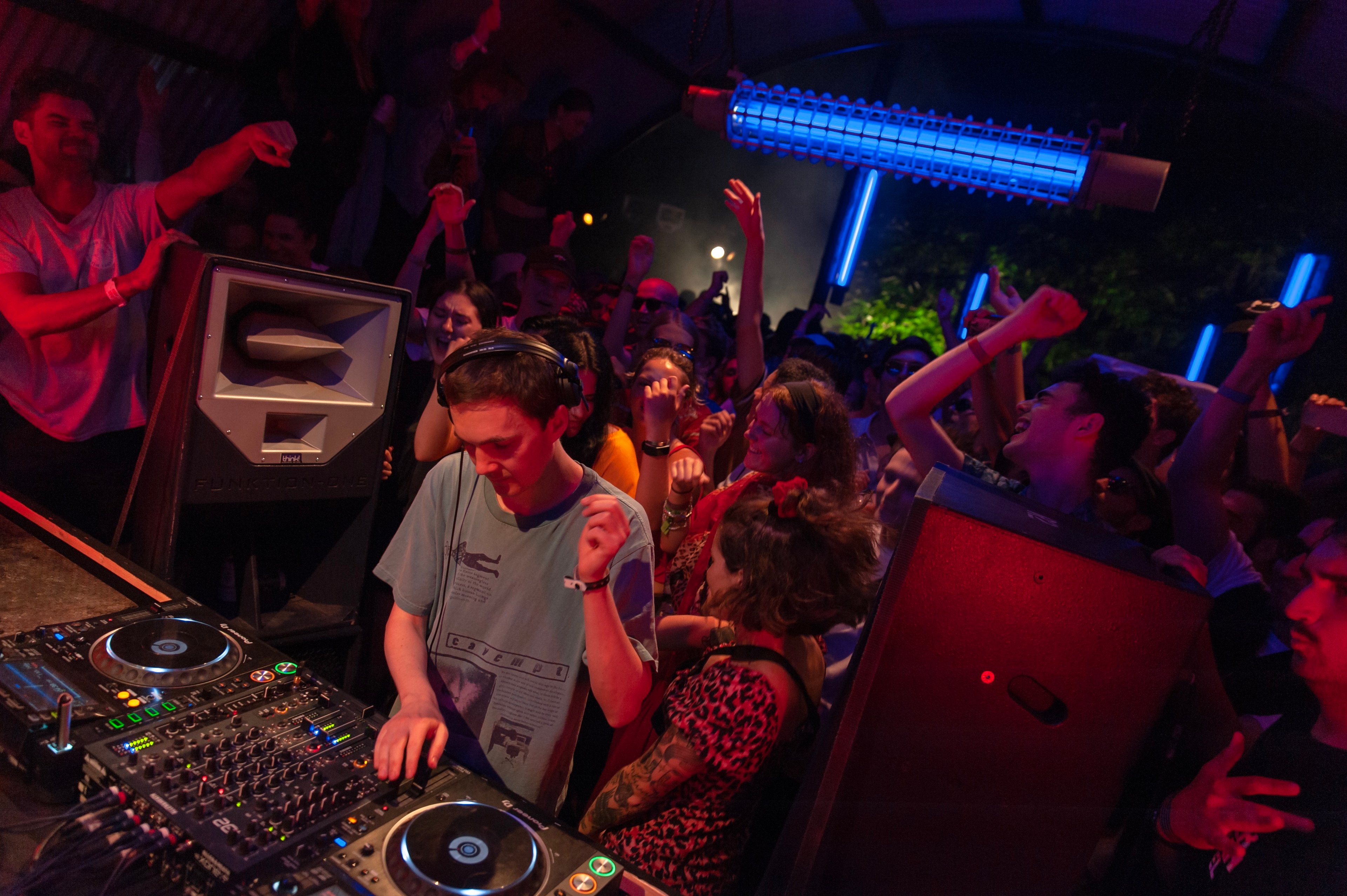 Photo of set Ben UFO.