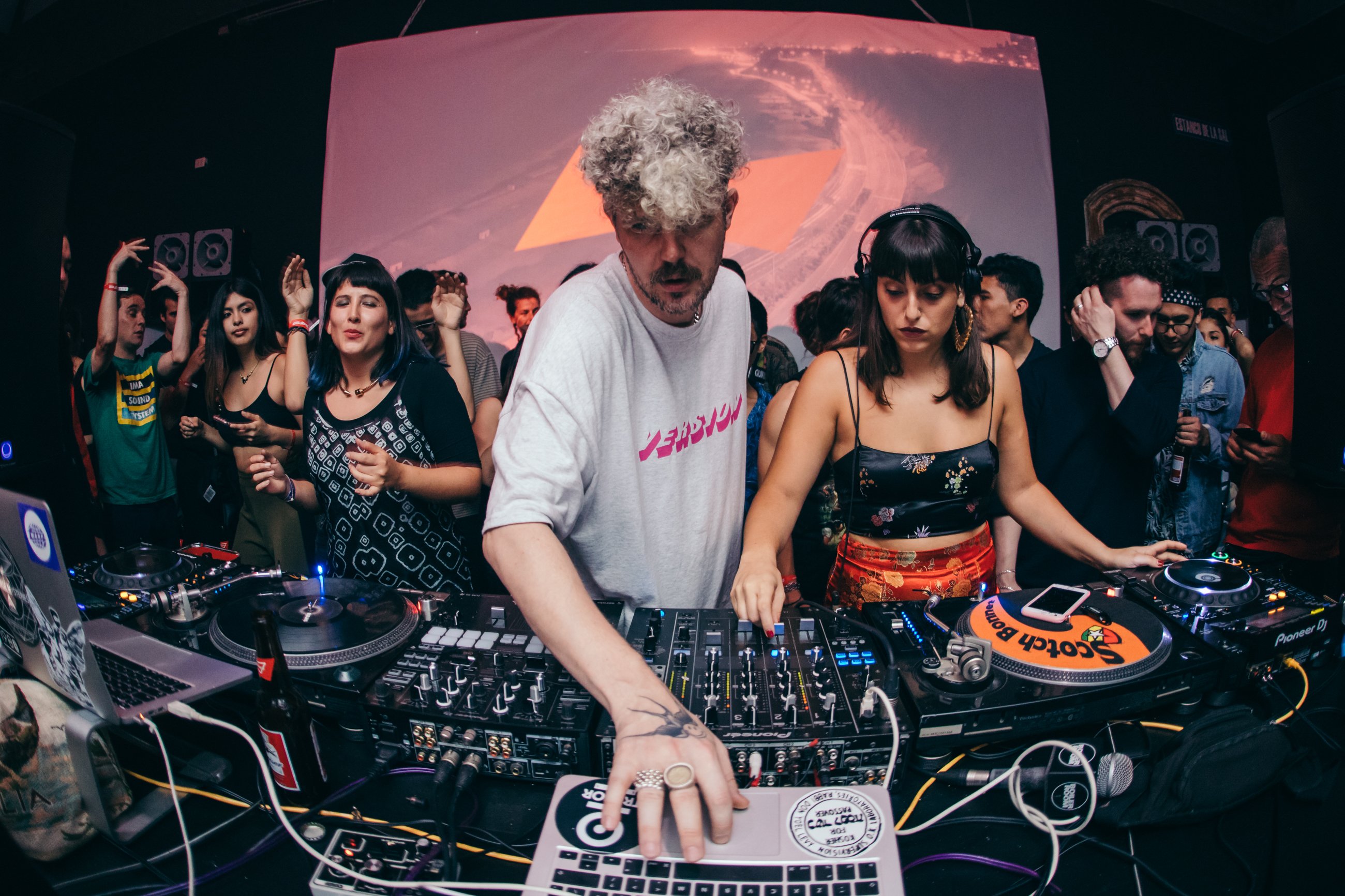 Photo of set Loefah b2b Madam X.