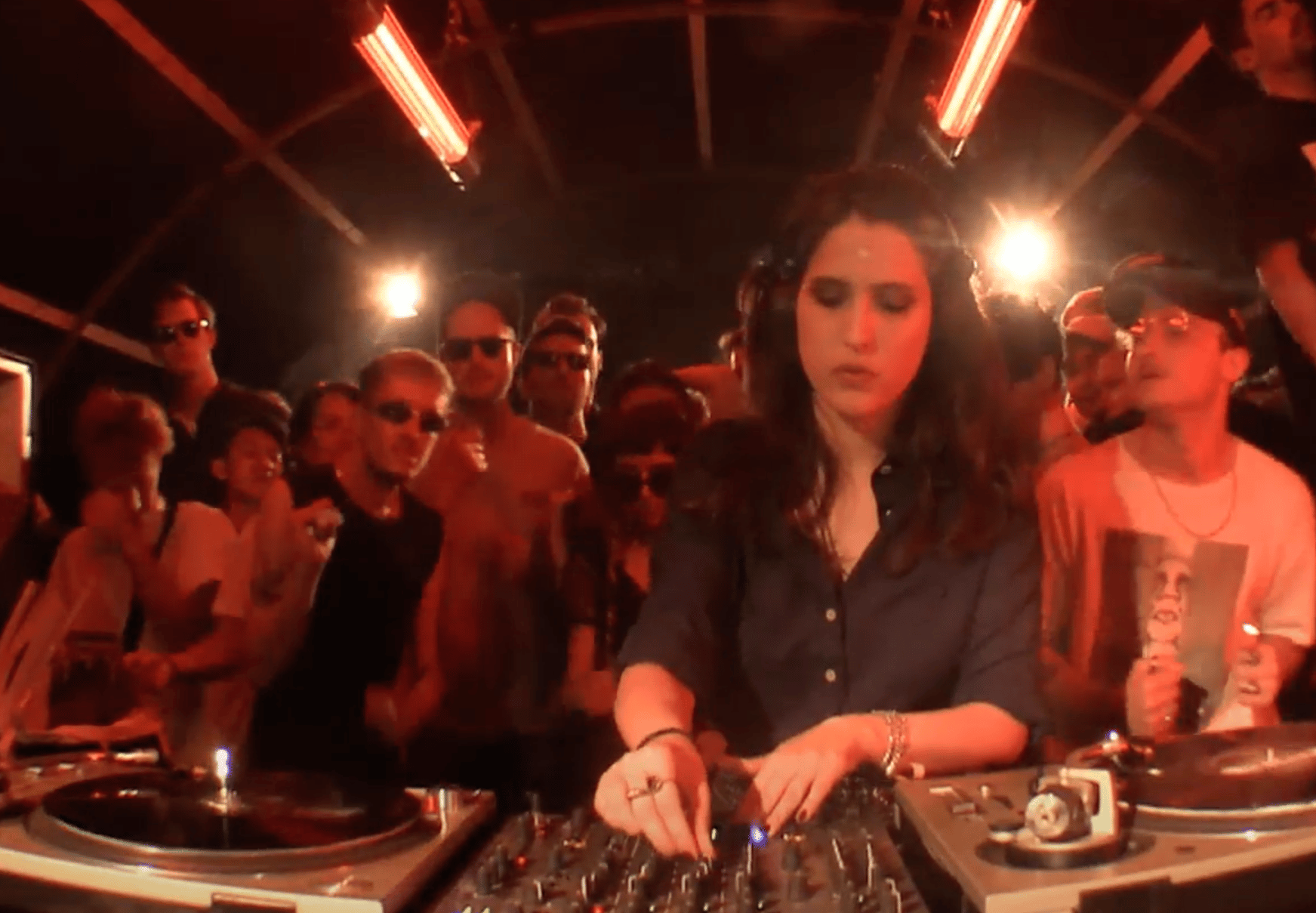 Photo of set Helena Hauff.