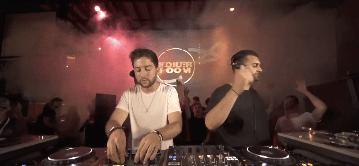 Photo of set John Raffaele b2b Keen.