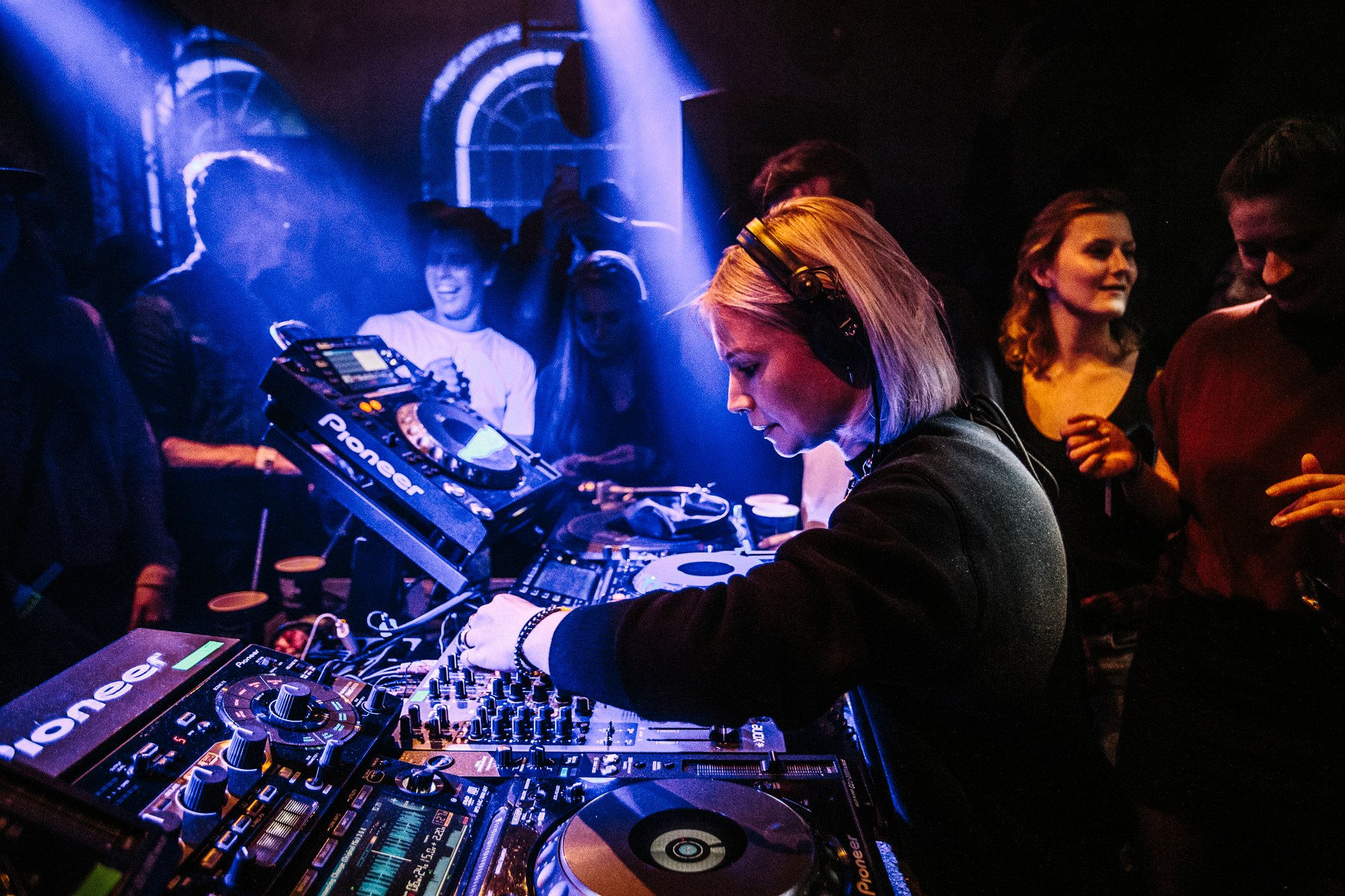 Photo of set B. Traits.