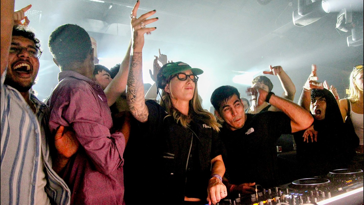 Photo of set Flava D.