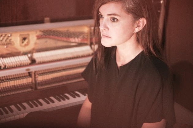 Photo of set Julianna Barwick.
