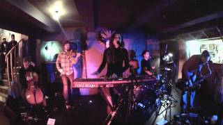 Julia Holter-profile-image