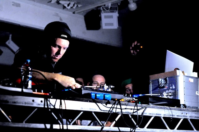 DJ Shadow-profile-image