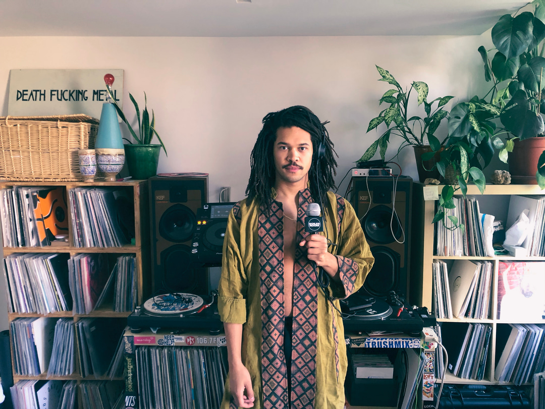 Photo of set Bradley Zero.