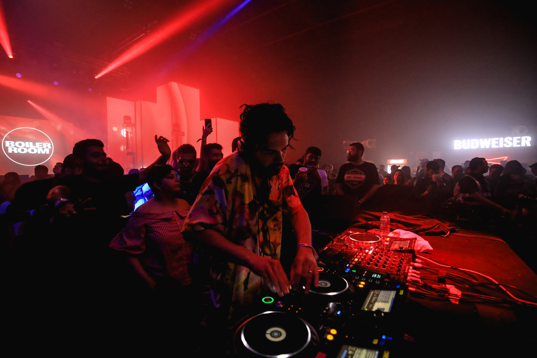 Photo of set Matthew Dear.