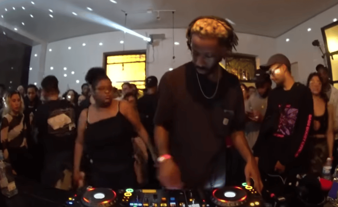 Photo of set Kush Jones.