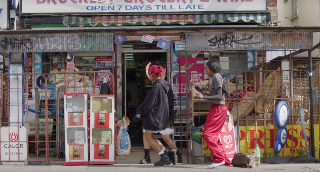 Photo of set KEYAH/BLU: 'til bliss'.