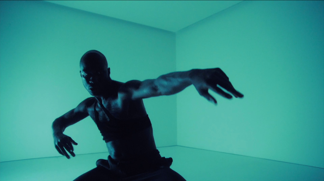 Photo of set GLORIA: 'Testify'.