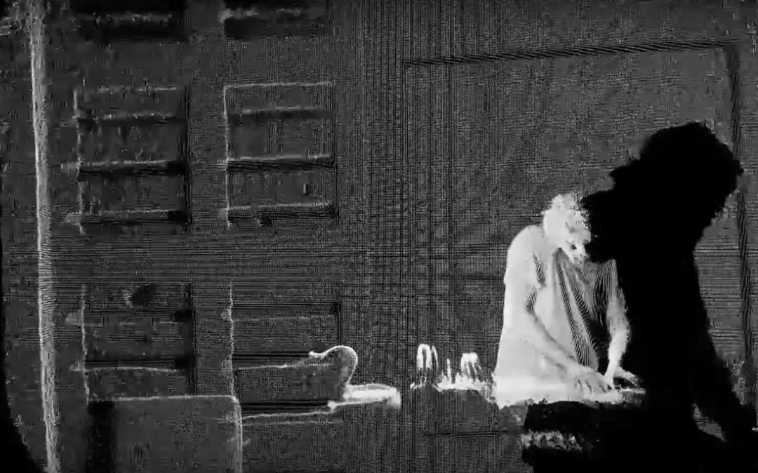 Photo of set 5volts.