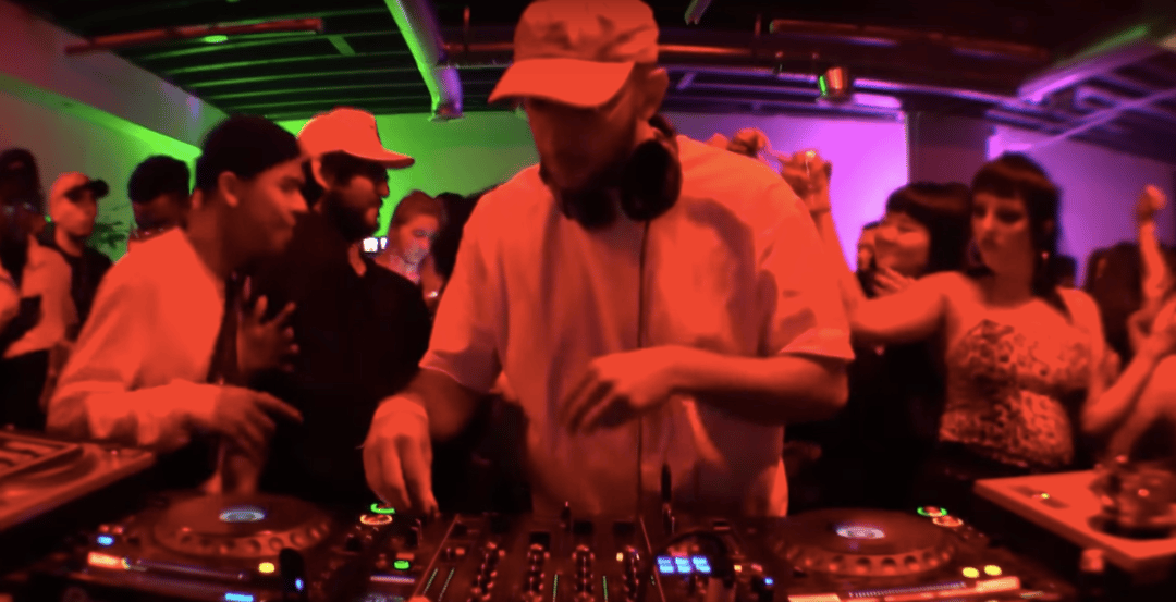 Photo of set Jarren.