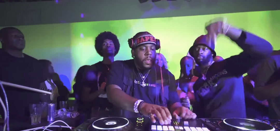 Photo of set Goldlink.