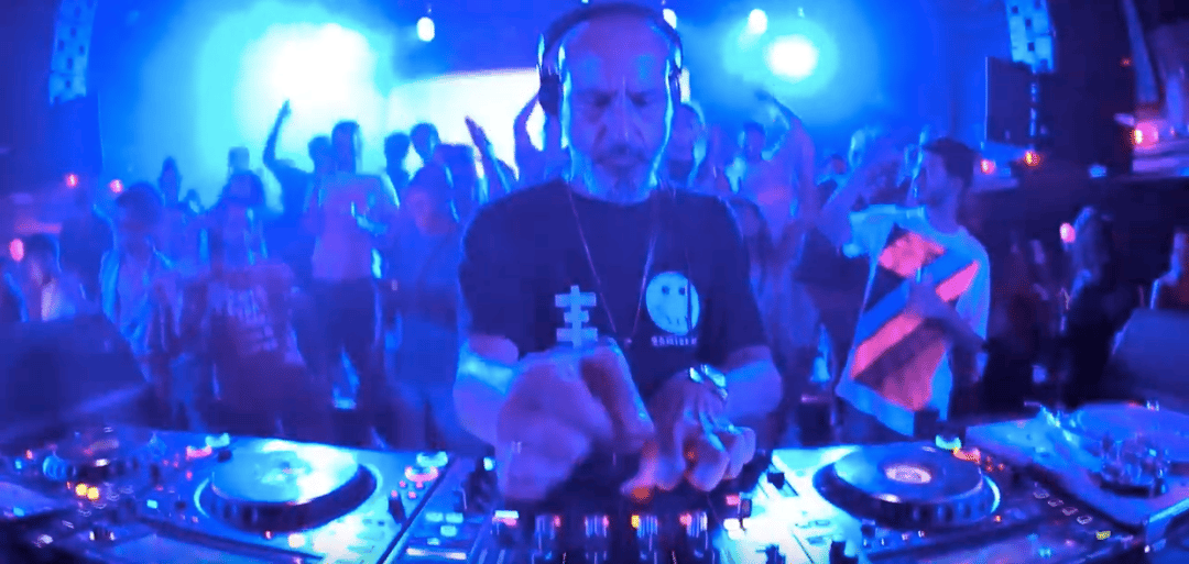 Photo of set DJ Fra.