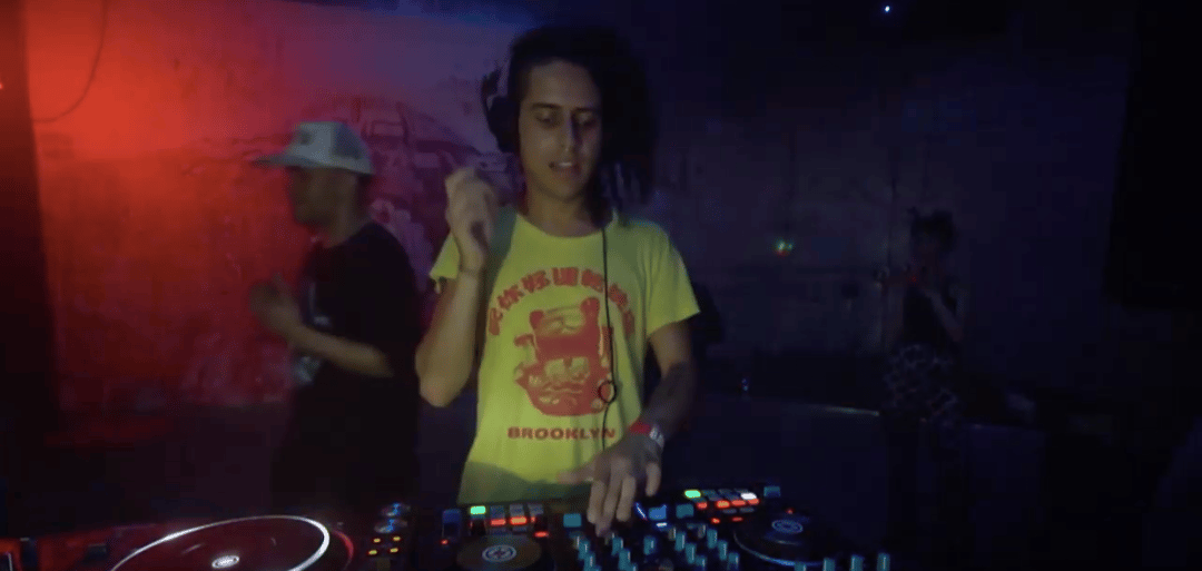 Photo of set Richie Ryo.