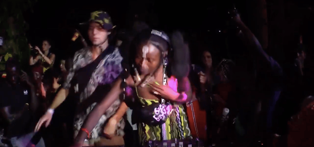 Photo of set Catu Diosis.