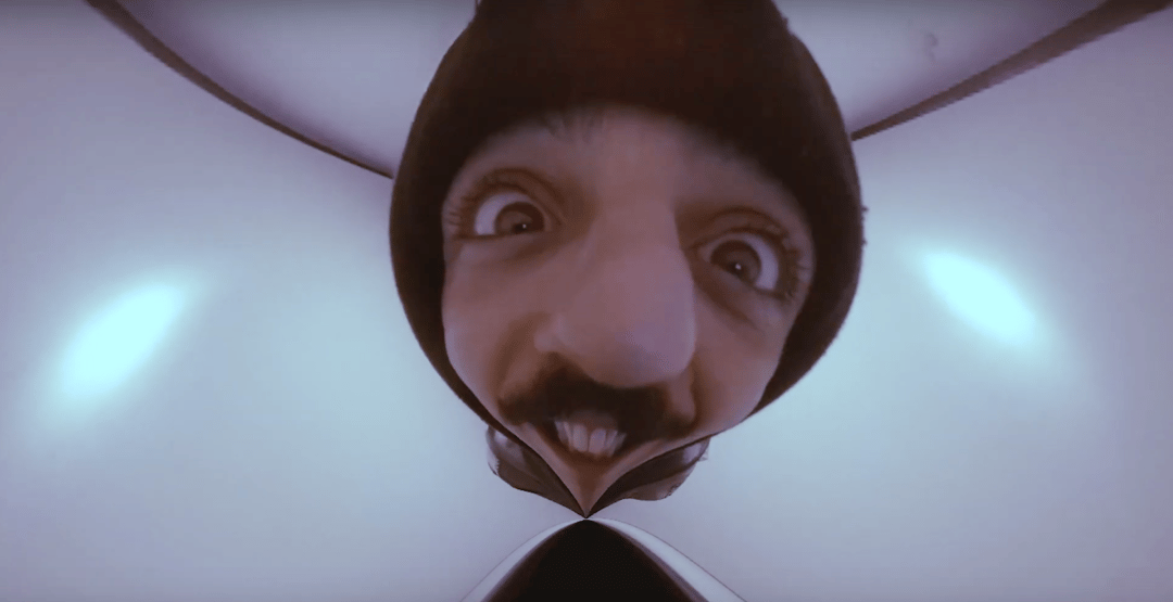 Photo of set Kinlaw & Franco Franco: 'Militante del Niente'.