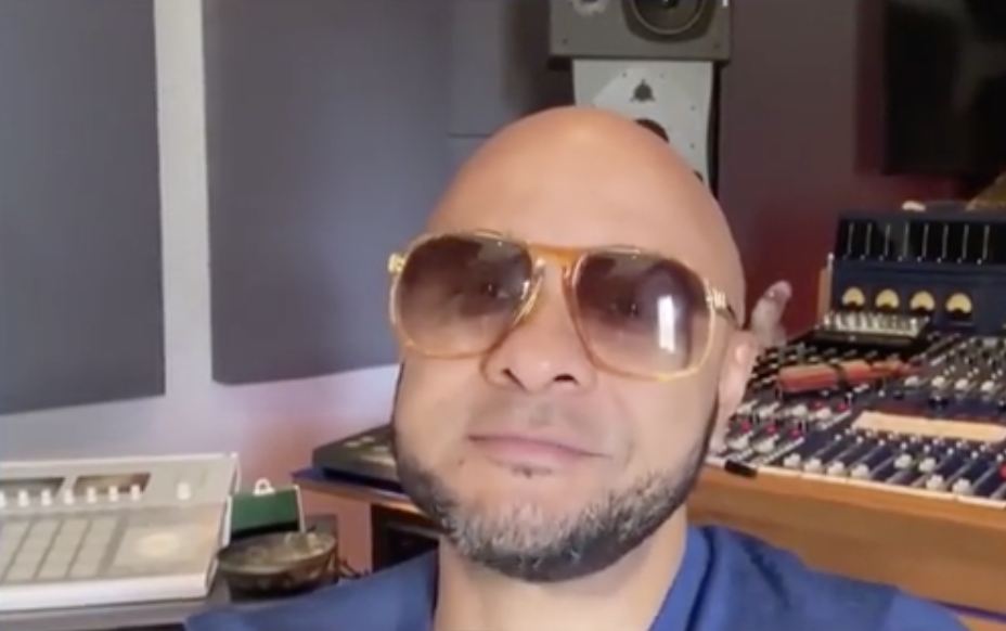 Photo of set Nightmares on Wax Q&A with Colleen Cosmo Murphy.