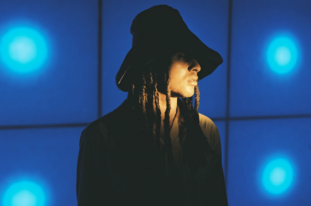 Photo of set Haich Ber Na:  0594 Help.