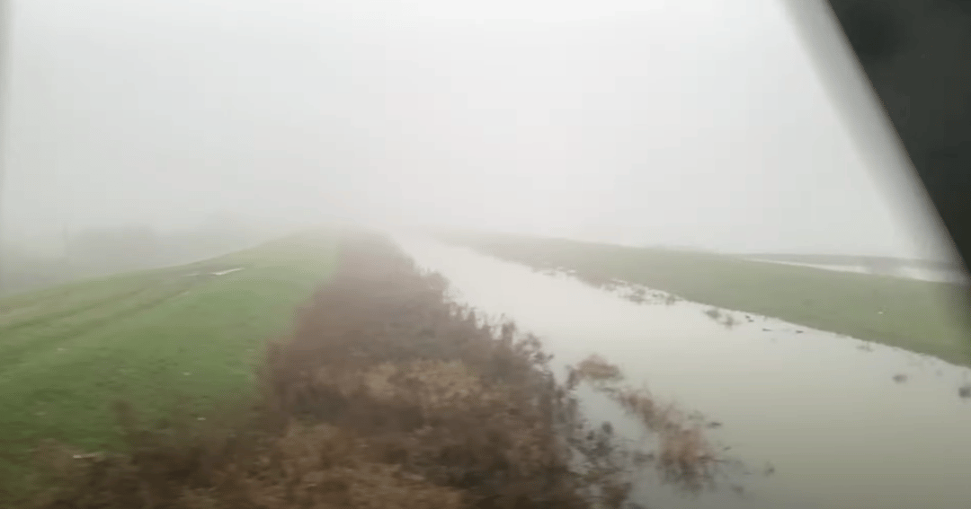 Photo of set ‘Obsidian’: Brian Eno & Peter Chilvers.