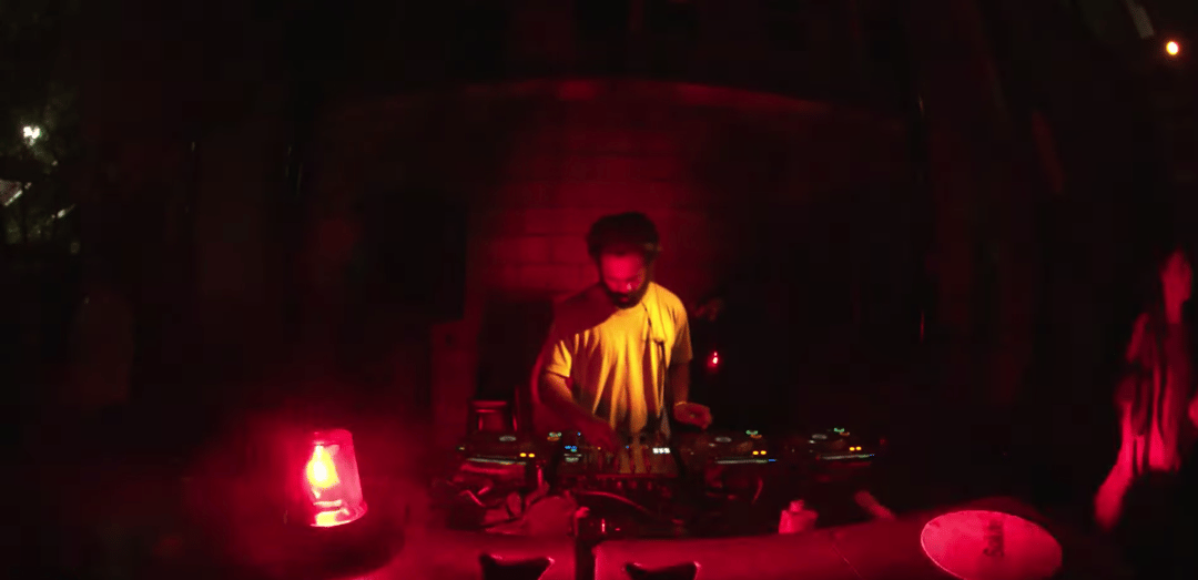 Photo of set Total Freedom.